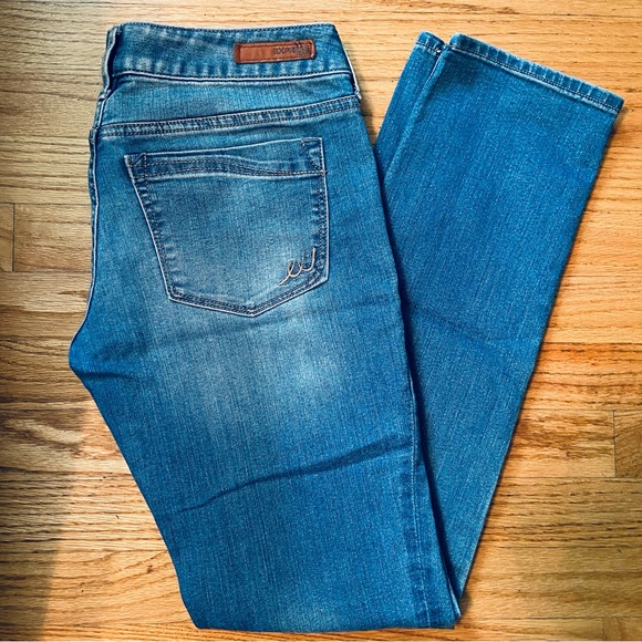 🎉2X HP🎉⭐️Like New⭐️Express Stella Low-Rise Skinny Jeans - Picture 9 of 9